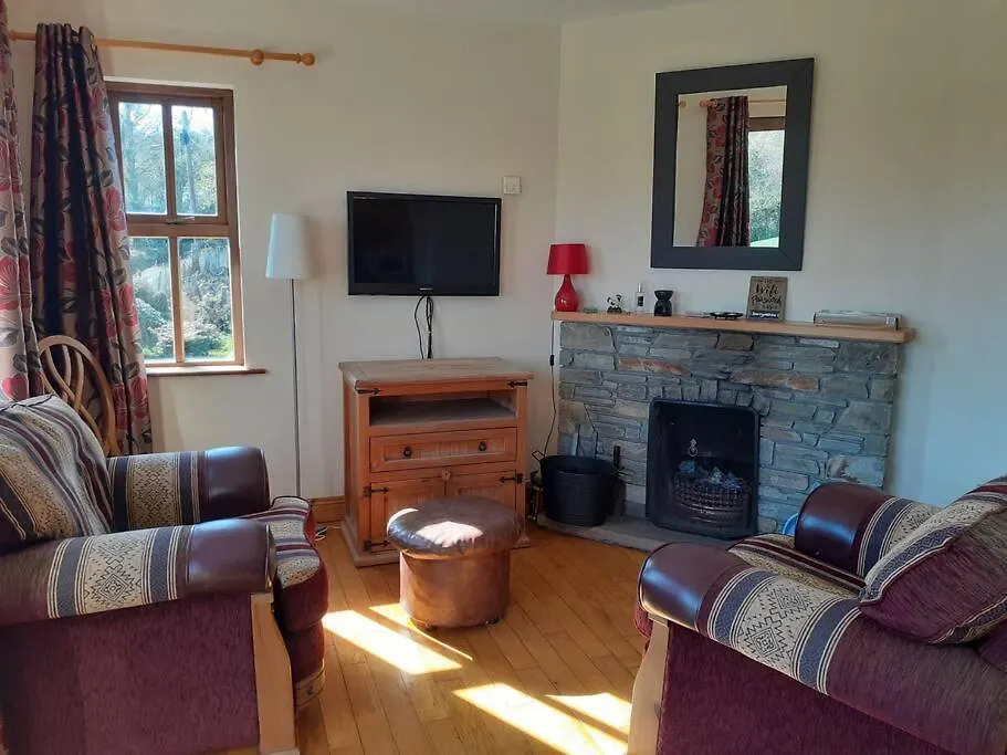 Cosy Cottage, Near The Sea, Glengarriff. Cork Apartment